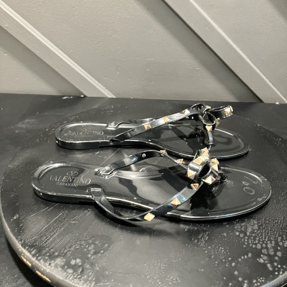 Valentino Garavani Rockstud Bow Black Jelly Thong Sandals Size EU 42 US 12 - Picture 3 of 16